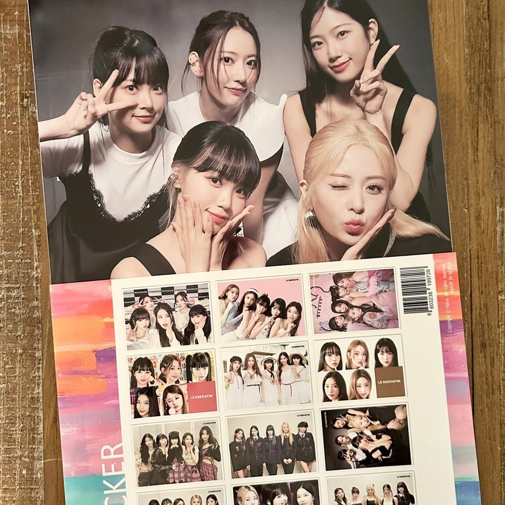 K-Pop Idol LE SSERAFIM Poster Set